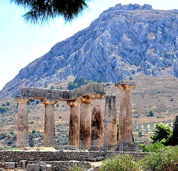 Ancient_Corinth._Temple_of_Apollo